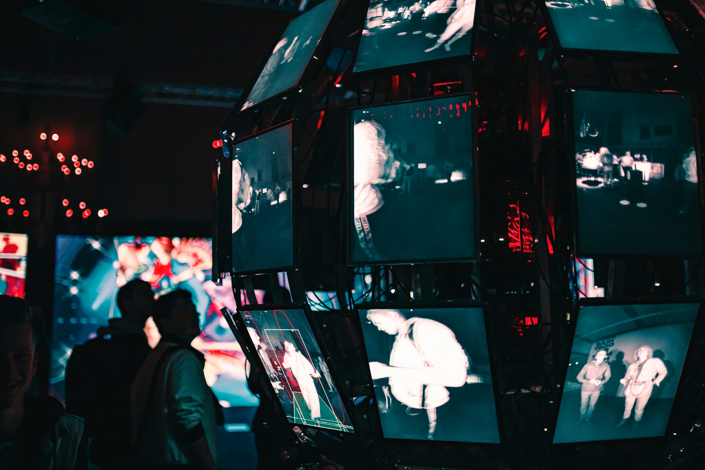 Embedded AI Teams